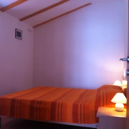 Gvardiol Apartment Preko