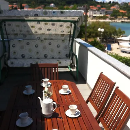 Apartment Gvardiol Preko